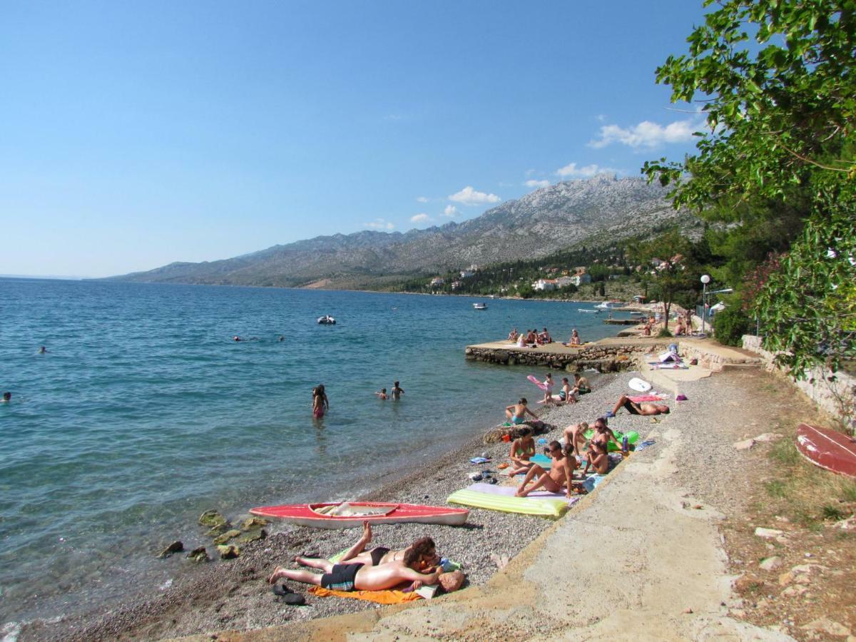 Apartments La Bombonera Starigrad Paklenica Exterior photo